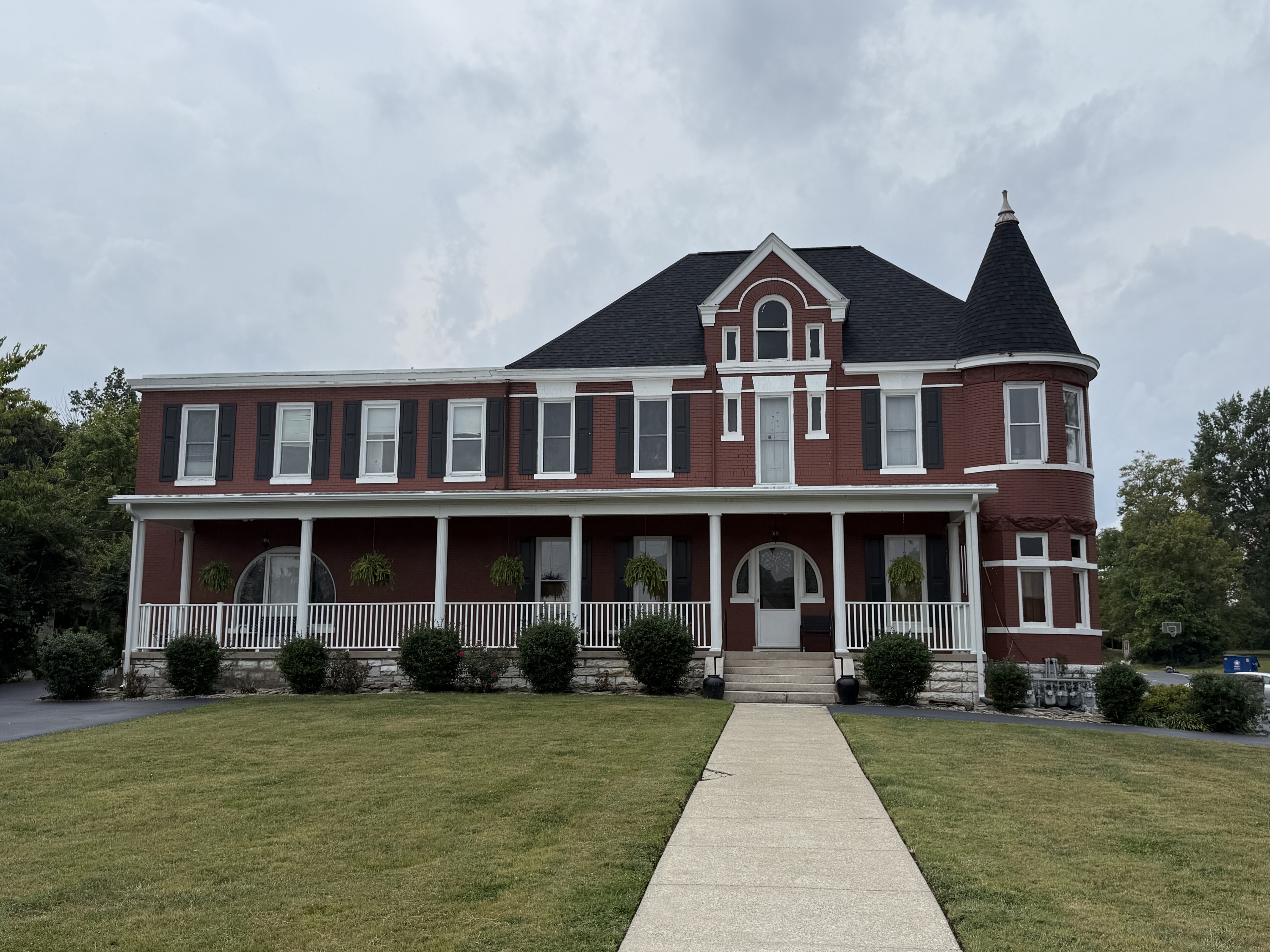 Property main image